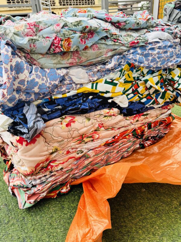 Special flowered mixed bale